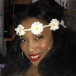 Meet your Posher, Kiwana